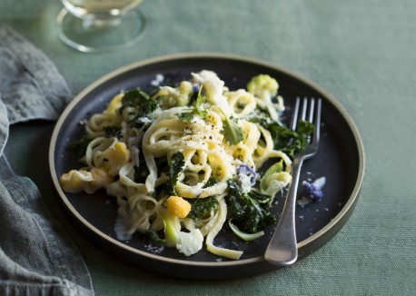 Kale and cauliflower Alfredo