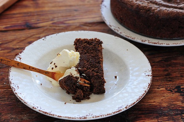 Kale and chocolate cake
