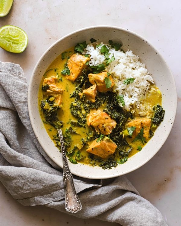 Kale and salmon coconut curry
