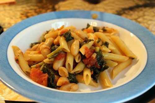 Kale and white bean pasta 