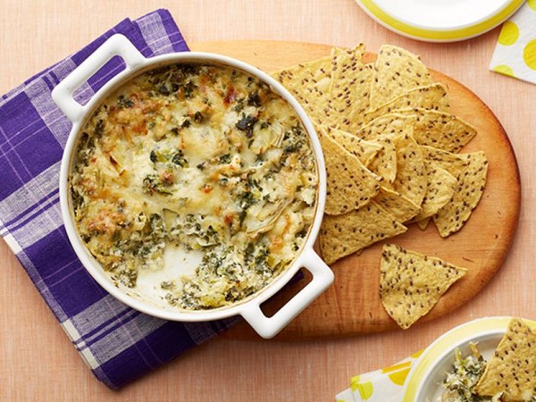 Kale-artichoke dip
