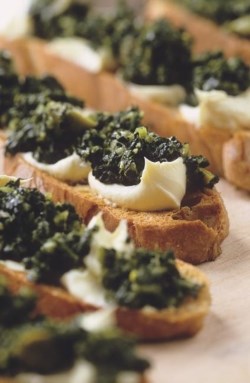 Kale bruschetta