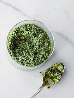 Kale pesto