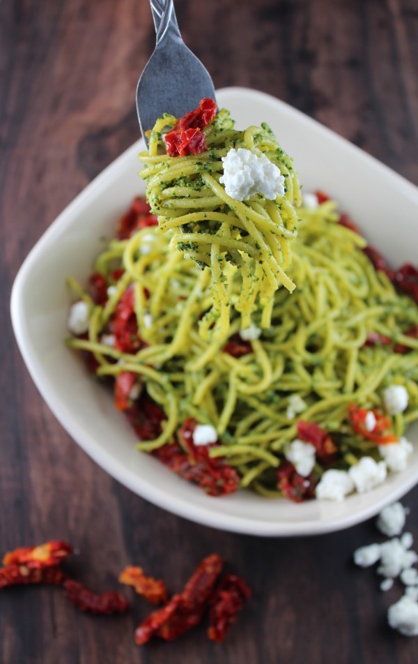 Kale pesto spaghetti with goat cheese