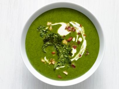 Kale-potato soup with bacon