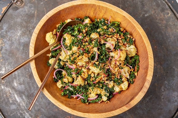 Kale salad with crispy Parmesan-cauliflower croutons