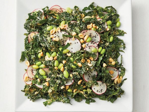 Kale salad with peanut dressing