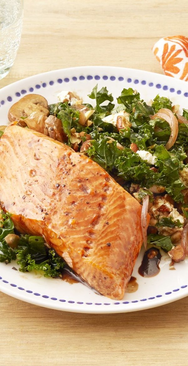 Kale salad with salmon
