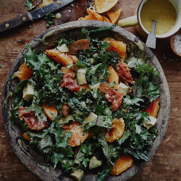 Kale salad with tangerines, avocado and crispy country ham