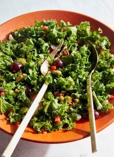 Kale slaw with grapes and pistachios