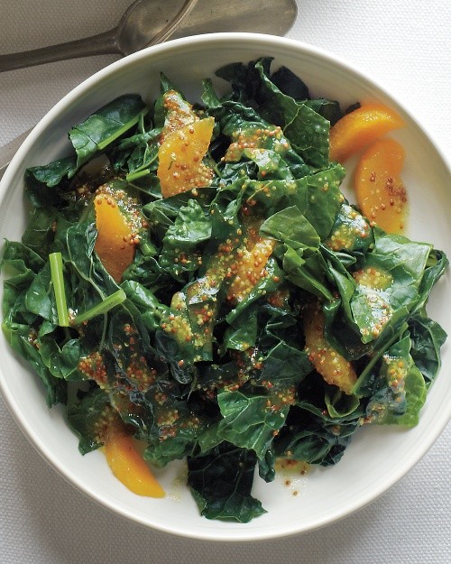Kale with oranges and mustard dressing