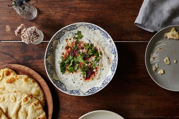 Kale yogurt raita