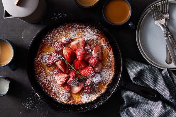 Kamut Dutch baby with strawberries and thyme