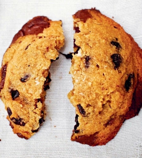 Kamut, vanilla and chocolate chip cookies