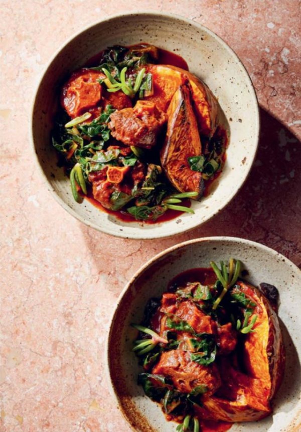 Kangaroo tail Bourguignon