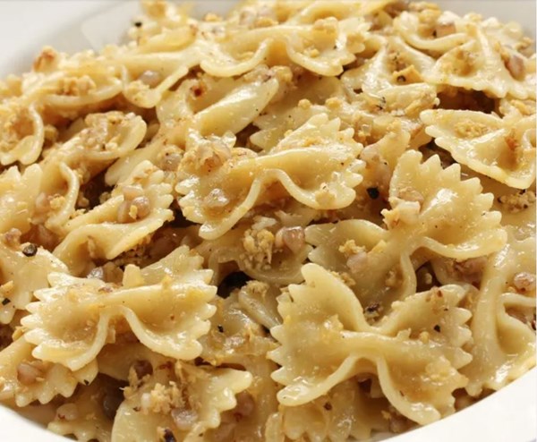 Kasha varnishkes at Wolff's in New Jersey