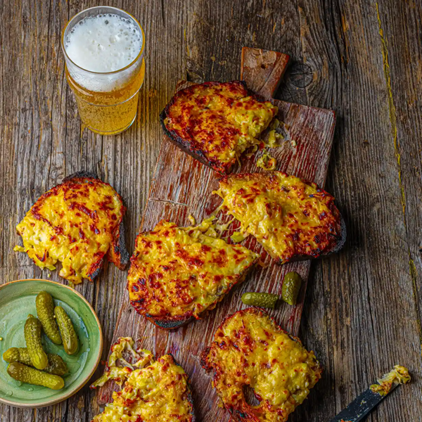 Keen's cheddar on toast with sweet leeks