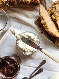Kefir cultured butter (Masło z kulturami bakterii)