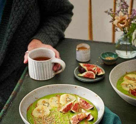 Kefir smoothie bowl