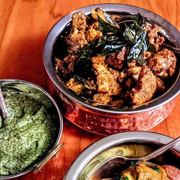 Kerala street cart chicken (Thattukada kozhi)