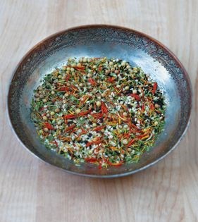 Kermani seven-spice bread advieh (Advieh-ye nan-e Kermani)