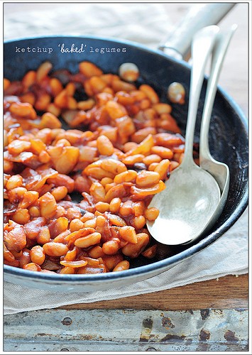 Ketchup "baked" beans