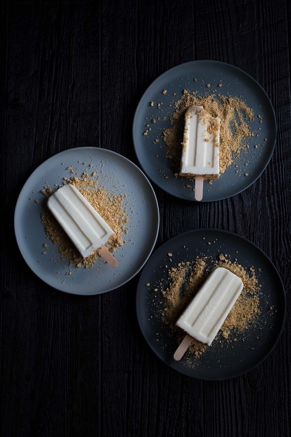Key lime pie popsicles