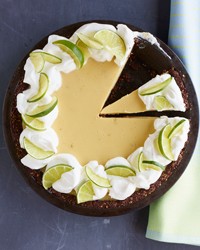 Key lime pie with chocolate-almond crust