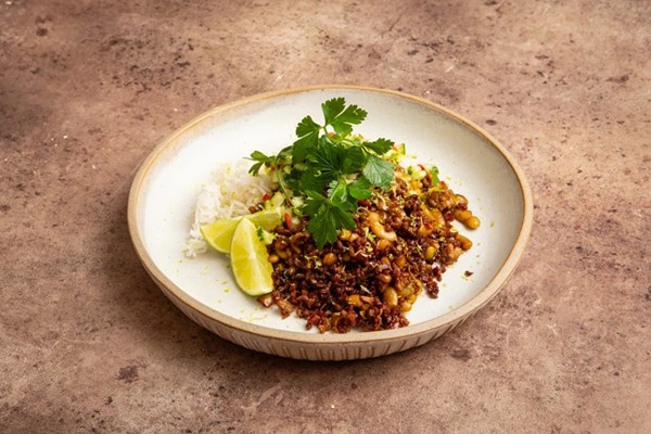 Khua kling-inspired chilli with flageolet beans