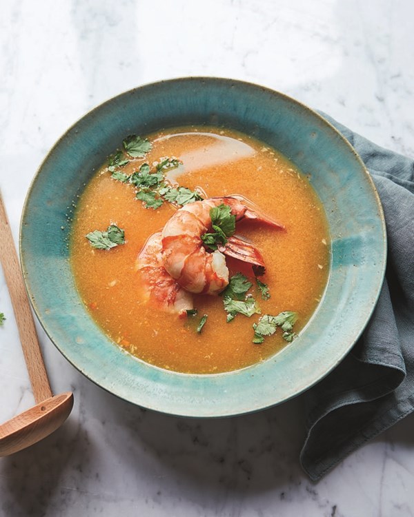 Khun Malee's prawn, chilli and lime soup (Goong tom manao)