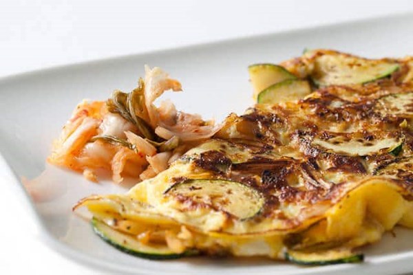 Kimchi omelet
