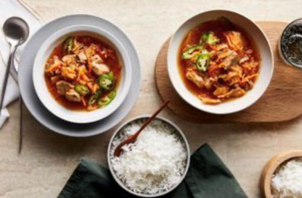 Kimchi pork stew (Kimchi jjigae)