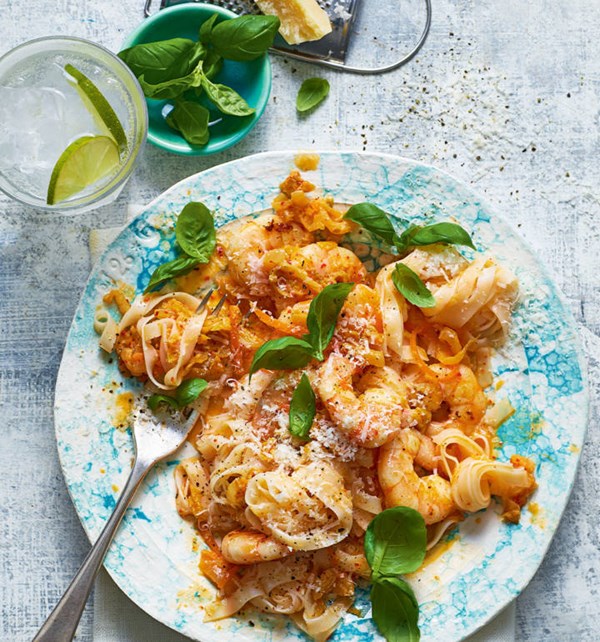 Kimchi prawn noodles