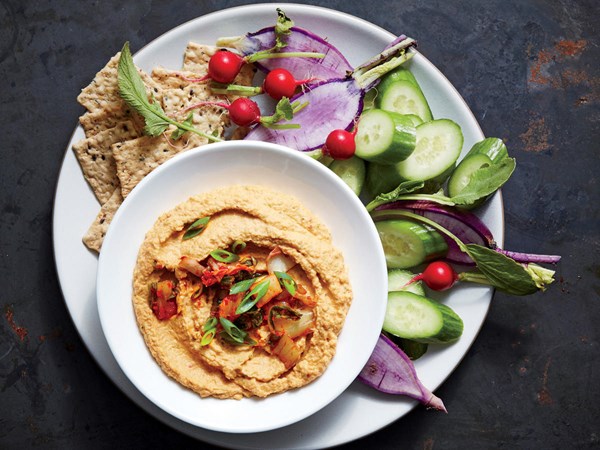 Kimchi-sesame hummus