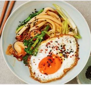 Kimchi sesame udon noodles