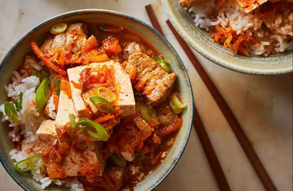 Kimchi stew (Jjigae)