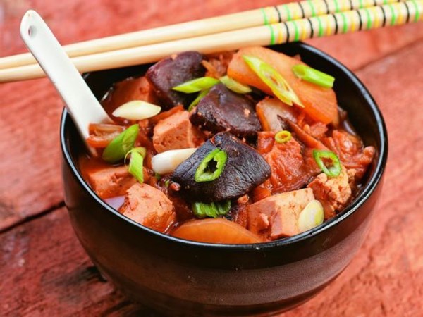 Kimchi stew with shiitake and daikon (Kimchi jigae)