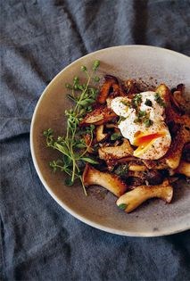 King oyster mushrooms with marjoram, bread crumbs, and poached egg