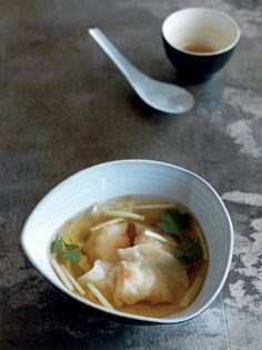 King prawn wontons in supreme broth