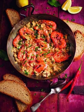 King prawns and crab with garlic and chilli