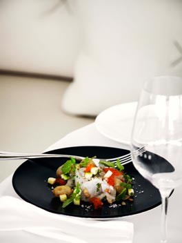 Kingfish ceviche with salted grapes, zucchini and verjuice dressing