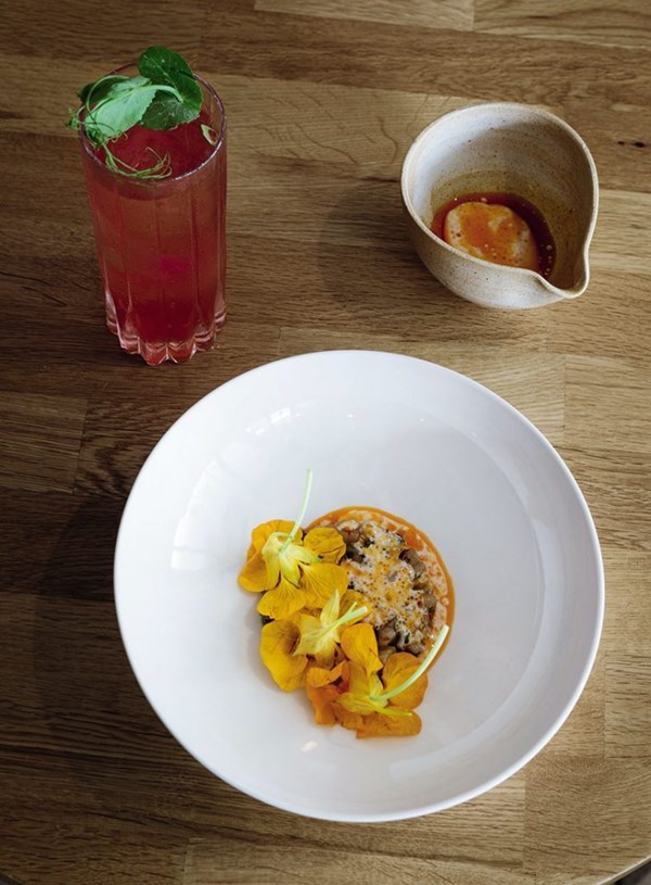 Kingfish tartare with XO sauce & buttermilk