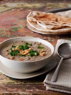 Kishk, lamb & kale soup