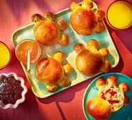 Kitty paw brioche buns