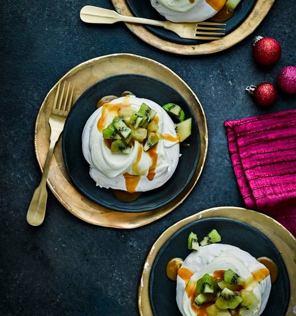 Kiwi and salted caramel mini Pavlovas