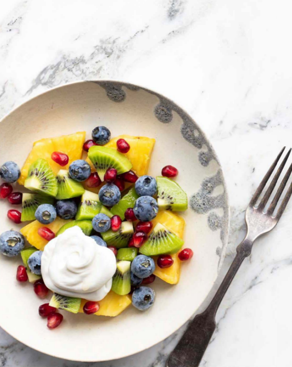 Kiwifruit salad with mascarpone cream