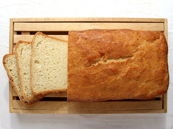 Kneadlessly Simple's county fair white bread (Knead the Book)