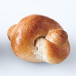 Knot dinner rolls