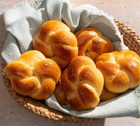 Knotted rolls