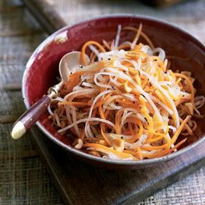 Kohlrabi and carrot slaw